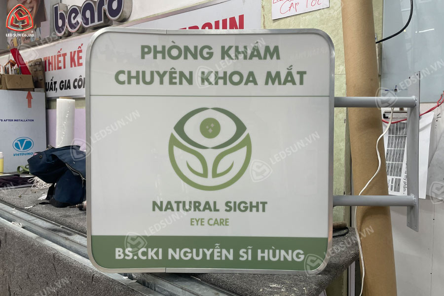 Hộp đèn hút nổi vuông