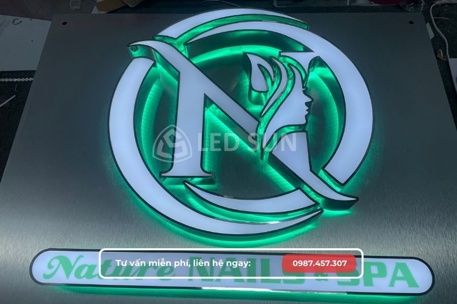 chữ inox mặt mica sáng đèn