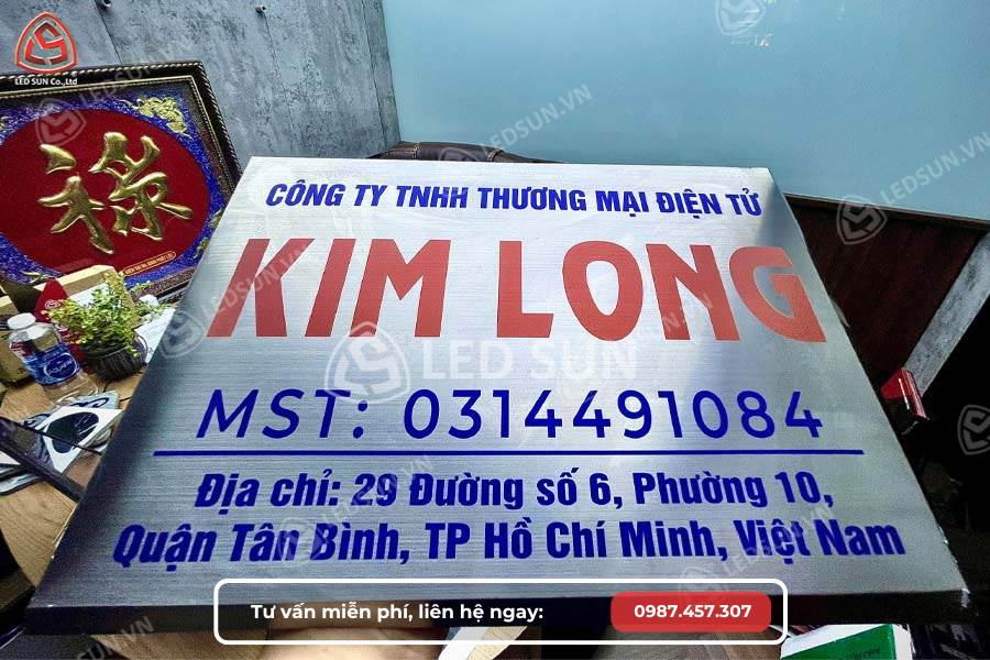 Bảng tên công ty inox trắng xước tại Phường Bảy Hiền (Phường 10 cũ)